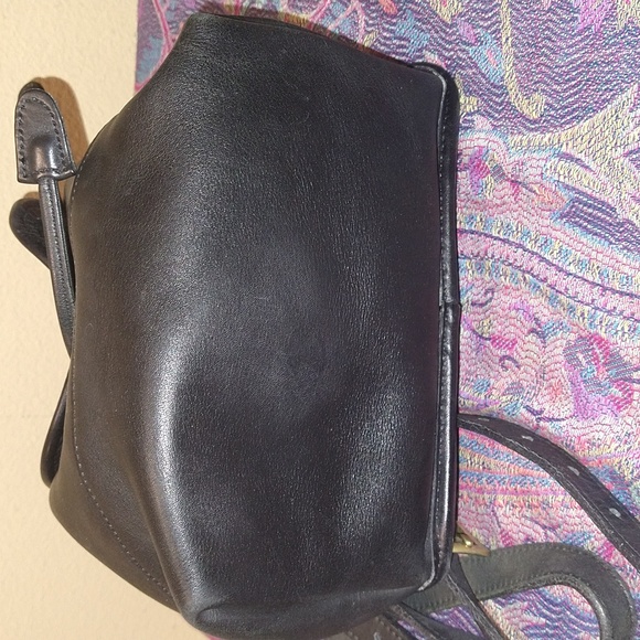 Vintage Coach Mini Daypack in classic black - Picture 4 of 9